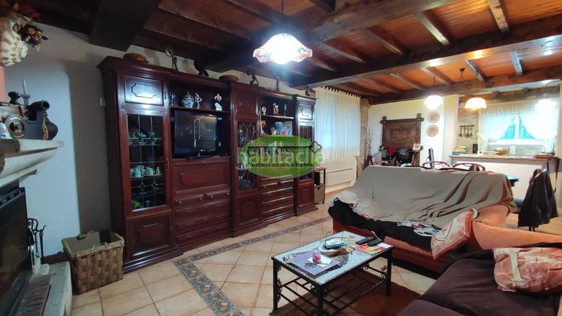 Foto d85efd9f-9875-4fa8-b271-f252754464b3. Chalet en Paderne de Allariz