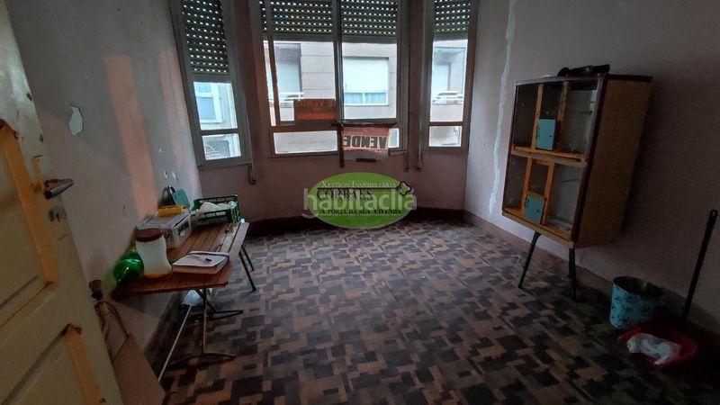 Foto 9da4d2ad-9af5-4793-a76f-2ff18c2e96fb. Edificio en Couto Ourense