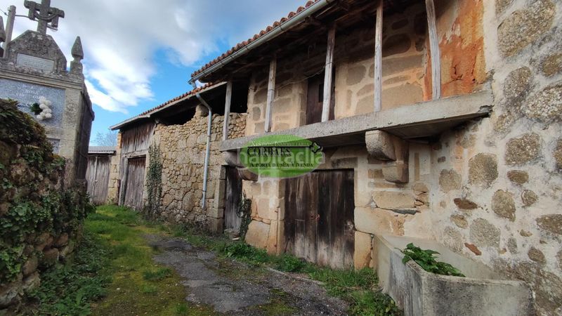 Foto 0c27ad5d-b0e6-485f-9d2c-dcd4735f8826. Casa en Maceda