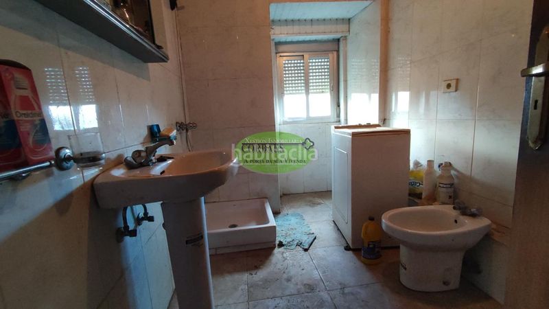 Foto b531ca9e-1206-421c-8219-c34326f7f778. Casa en Maceda