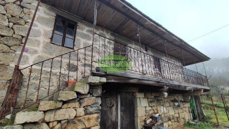 Foto b43a7db6-389a-40e9-8252-61c87b00d8fd. Casa amb aparcament a Cartelle
