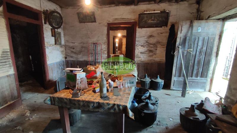 Foto eadeb7e3-5f17-4ea0-8d57-a5dd4efc474a. Casa amb aparcament a Cartelle