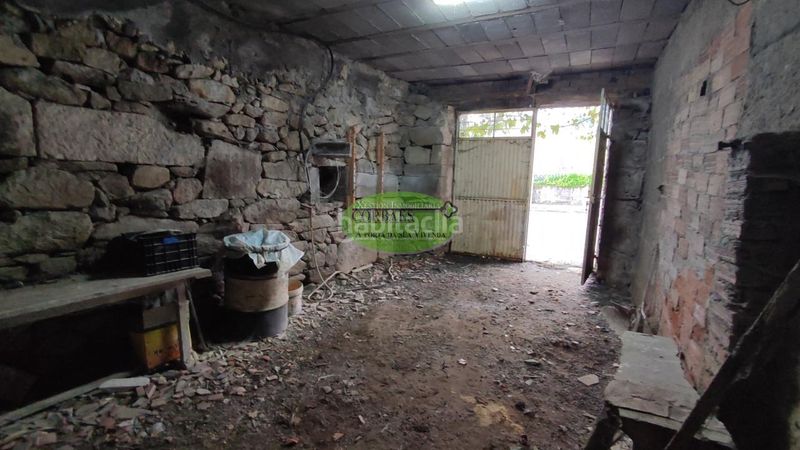 Foto 7cb22a80-44df-4353-a263-84fd9a8bd12d. Casa amb aparcament a Nogueira de Ramuín