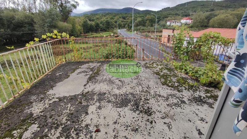 Foto e121288f-42a0-4db0-82f5-84715b8ee7c7. Casa amb aparcament a Nogueira de Ramuín