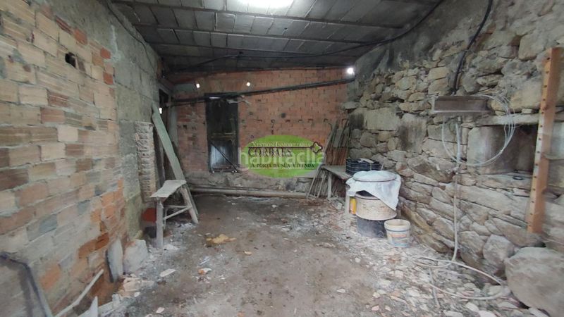 Foto f65e28d0-c808-4c25-87ea-cdb8e4e0f63a. Casa amb aparcament a Nogueira de Ramuín