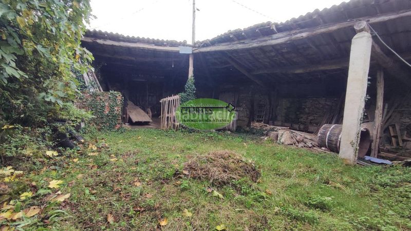 Foto 1c0959b1-d92d-475f-8c0a-b64d8c8a1141. Casa a Quintela de Leirado