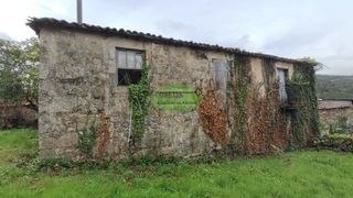 House in Quintela de Leirado