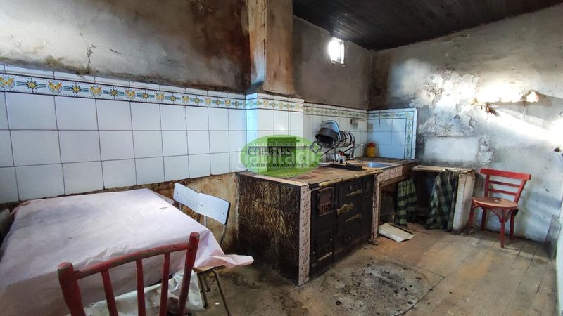 Foto 0df931d9-f54f-4749-92b0-ed7cea5ce735. Casa amb calefacció a Maceda