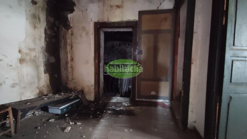 Foto 40b187ed-9669-4b2f-a821-1729c61c7efe. Casa amb aparcament a Verín