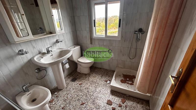 Foto 32dd0379-b96e-4186-a878-3f29cf8ddcb0. Maison avec parking dans Taboadela