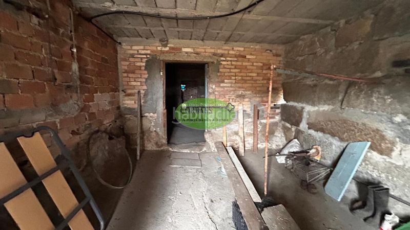 Foto ebb9462b-2a8f-4af6-9e96-ab39c662b3a3. Maison avec parking dans Taboadela