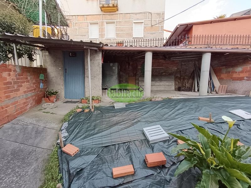 Foto 8988204f-1094-4a56-aa60-10d5e585eba6. Casa adossada amb calefacció aparcament a Barrocanes Ourense