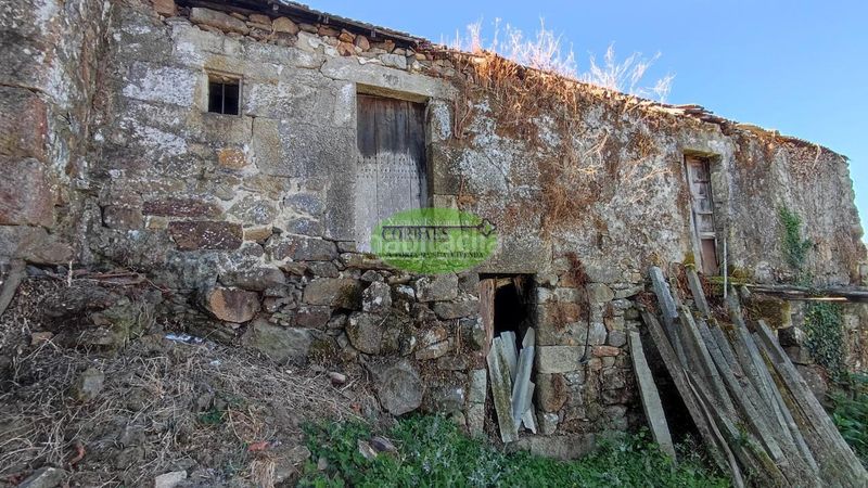 Foto da7cb070-1f86-4a06-abe5-a4cf8783597e. Maison dans Cortegada