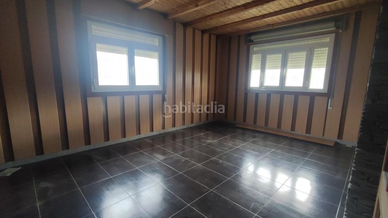 Foto 005ad5b4-9ad2-421d-ba43-1f196b5e3c3e. Casa con parcheggio in Verín