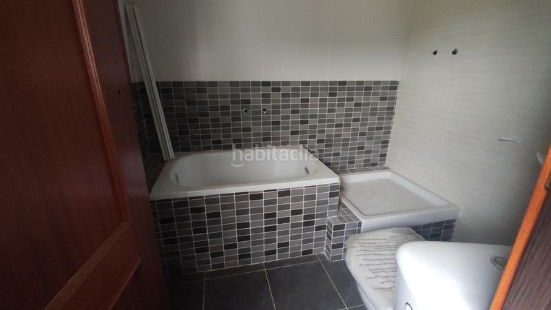 Foto 11a2a1b4-dd7b-4381-9ef7-0d4792462af6. Casa con parcheggio in Verín