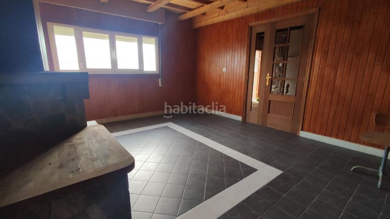 Foto 859b7c75-09f2-4892-86cb-406e46fa646e. Casa con parcheggio in Verín
