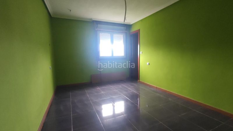 Foto e8247917-47a7-4a8c-9172-e45966b20763. Casa con parcheggio in Verín