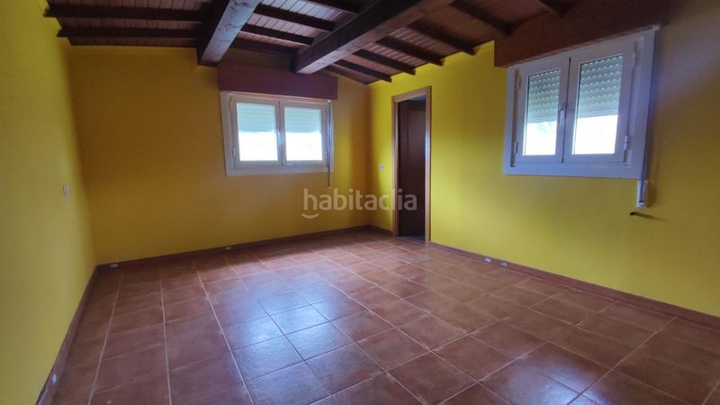 Foto 6cf121db-3e23-46ae-8024-d8f0ac2e9346. Casa en Verín