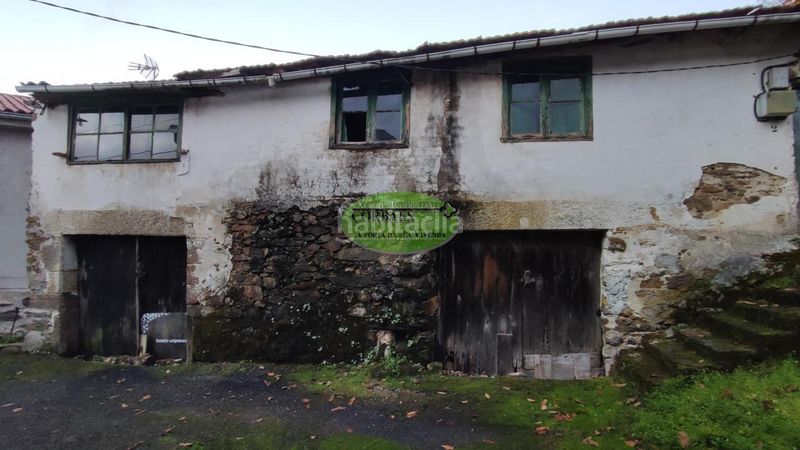 Foto 7a8429c9-e776-4b5b-b35f-31db58761e95. Casa en Cualedro