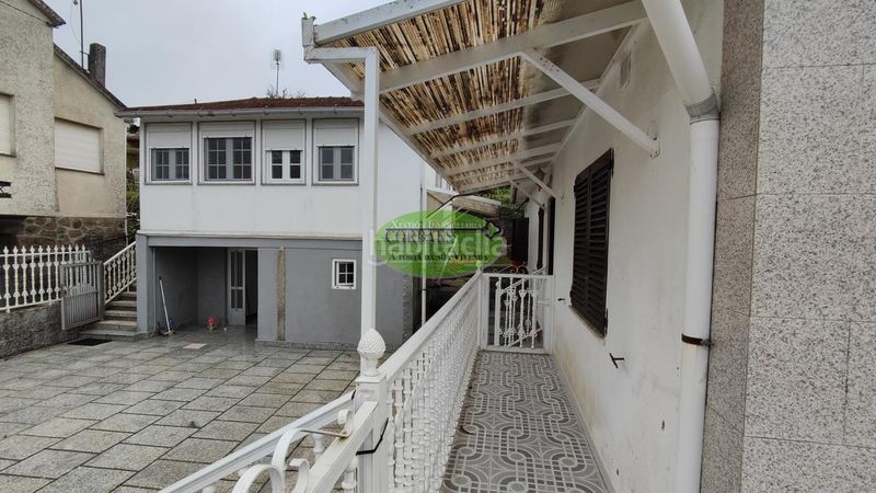 Foto 0b7ce4b4-d149-46e1-b635-9b613f575db3. Maison avec chauffage parking dans Cortegada
