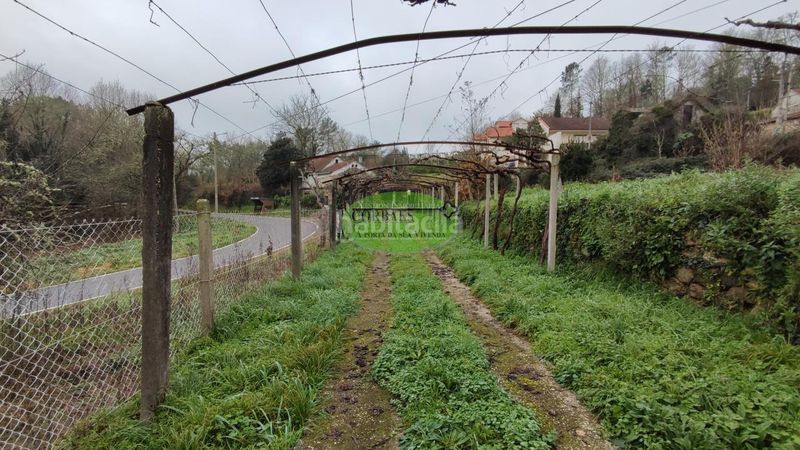 Foto f2b2bd9d-b2f6-4ef6-bd06-686570ceaa6f. Maison avec chauffage parking dans Cortegada