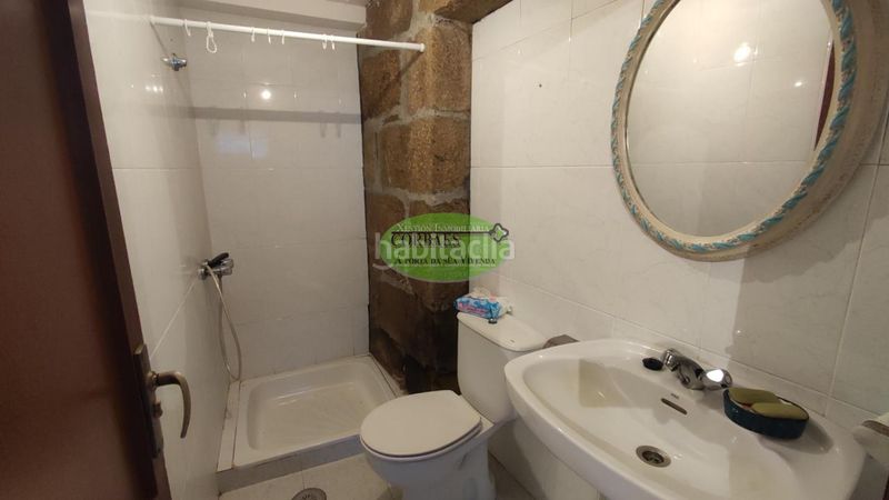 Foto e9e76afa-90ff-415f-bbba-9d6dca231353. Casa en Carballiño (O)