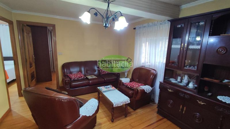 Foto f610f371-fc77-474e-a76a-42967e0f1b3d. Casa en Carballiño (O)