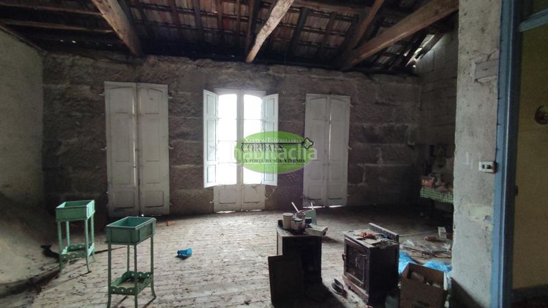 Foto fcdbeb18-450c-4bcf-a597-3f5d449fbfbd. Masía en Punxín