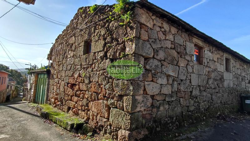 Foto d85907f5-c10e-4107-9b40-44299bb0df63. Casa a Cortegada