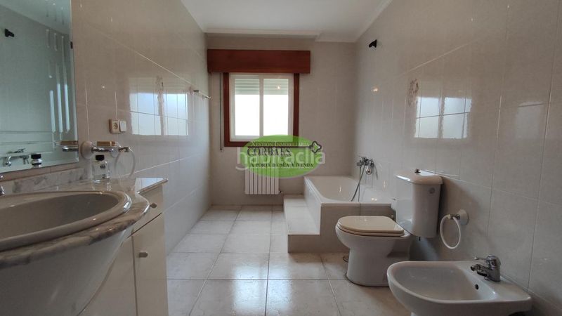 Foto be336c2e-3010-4673-8373-41ec79b7317b. Flat with heating parking in Maceda