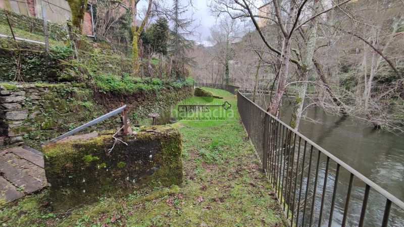 Foto 10d99c28-bd00-4edd-9bdb-2e2dfb3285e7. Masia amb calefacció a Peroxa (A)