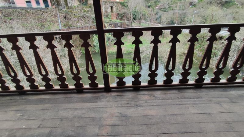 Foto 2989058d-7dcd-463f-a38d-1590bae07a8d. Masia amb calefacció a Peroxa (A)