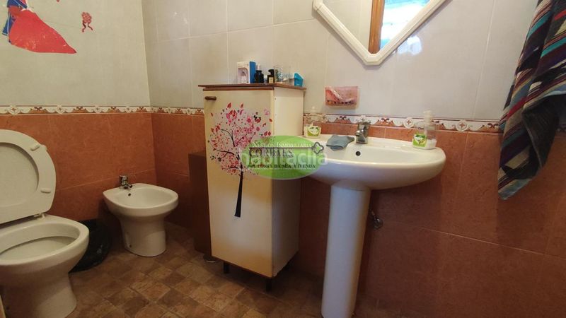 Foto 180ea58d-f41d-4315-ac17-bfa9d447394c. Chalet with heating parking in Barbadás