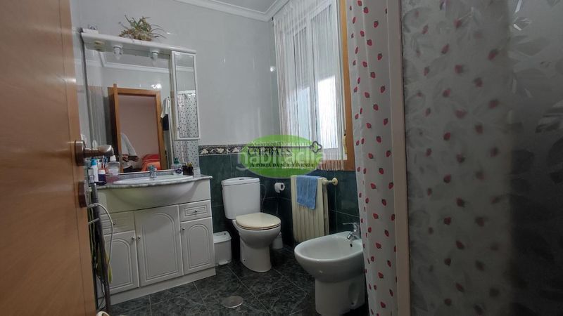 Foto ace9b8a9-8d7d-45a9-ab4b-e454ed957b1d. Chalet with heating parking in Barbadás