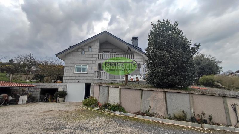 Foto b015c22e-ed94-47c8-9a22-ee2b05bc5cb9. Chalet with heating parking in Barbadás