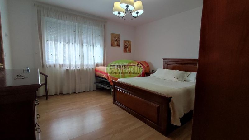 Foto 3a3aba57-4fc1-482c-ac52-9e388522d40e. Chalet en Barbadás