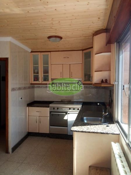 Foto b7f5d47f-7638-4ef6-b78a-5d25e38db715. Casa amb calefacció aparcament a Castrelo de Miño