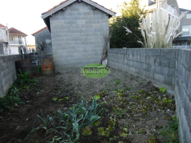 Foto b5f91829-ab60-47e4-b40c-749324b84c2a. Casa amb aparcament a Sarreaus