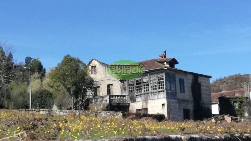 Foto 774f738f-16bf-479f-b572-096baab2b16e. Casa en Punxín