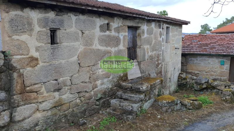 Foto 76fb9869-7de0-4bea-b625-514efb63648c. Casa a Toén