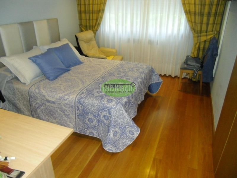 Foto 35f836a7-6f8c-4d7a-8d49-c8530bcc5c95. Casa amb calefacció aparcament a As Lagoas Ourense