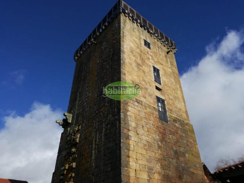 Foto cf6d7d68-0c38-463c-a14c-8185d3b8f5b3. Casa amb aparcament a Celanova