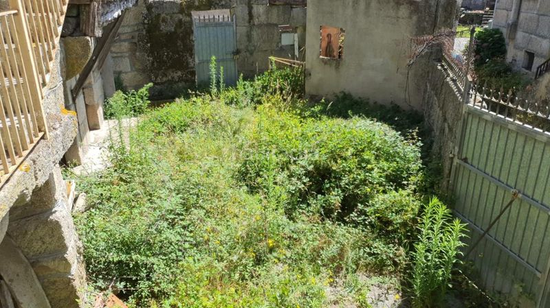 Foto 955d32f5-b120-47f6-82c4-2ac8c3c2a890. Casa amb calefacció a Ventiun Ourense