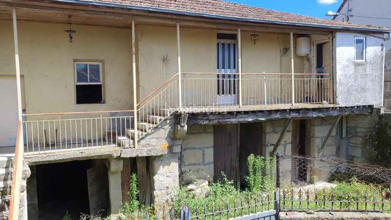 Foto af707e16-cde9-4676-9772-2fb478ca06e2. Casa amb calefacció a Ventiun Ourense