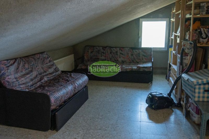 Foto 59f60416-fc52-4bd2-9b76-4590e76e8a1b. Casa amb calefacció aparcament a As Lagoas Ourense