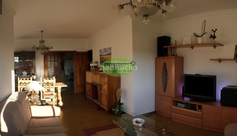 Foto c8332dcb-ca31-49b6-92c5-3042749dc4b8. Casa amb calefacció aparcament a As Lagoas Ourense