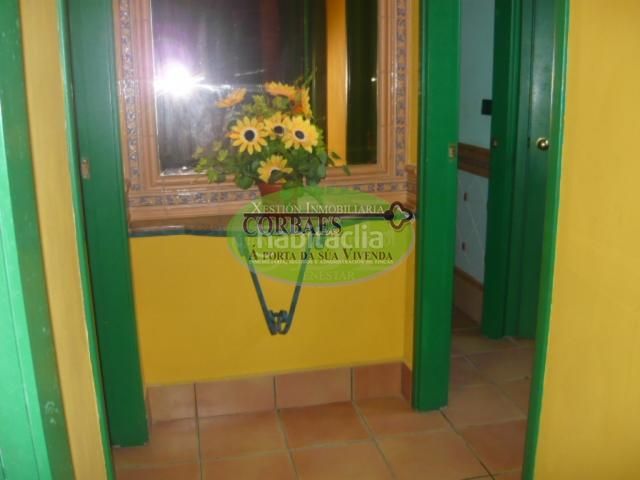 Foto fbf0e881-9d7c-429c-8f2b-604191303c31. Haus mit heizung in Leiro