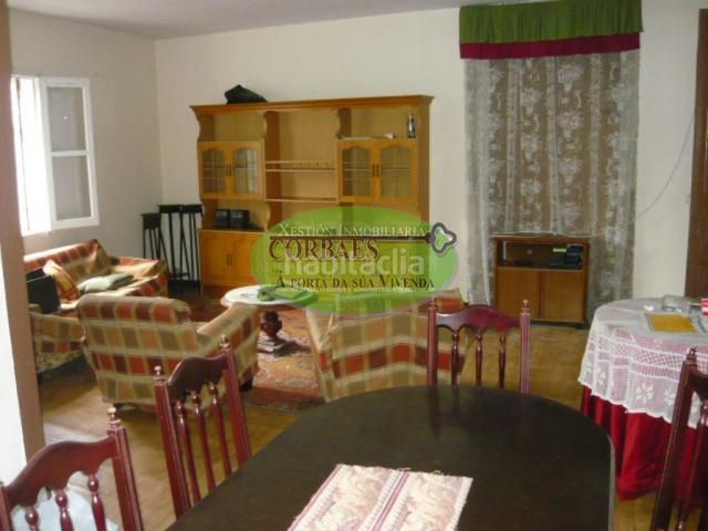 Foto fbf2f236-d315-4e74-a787-97b366a267c3. Haus mit heizung in Leiro