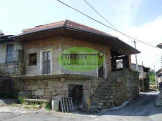 Haus in San Cibrao das Viñas