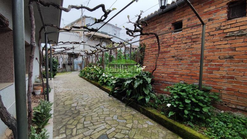 Foto db631461-fb84-4e70-90bd-33f2e5618818. Casa amb calefacció a Mariñamansa Ourense